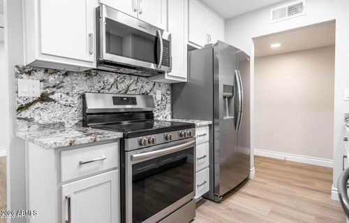 c-13231 N 98th Ave, Sun City, AZ, 85351-3211 | Card Image