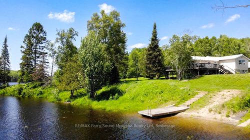 3 Magnet Rd, Magnetawan, ON, P0A1P0 | Card Image