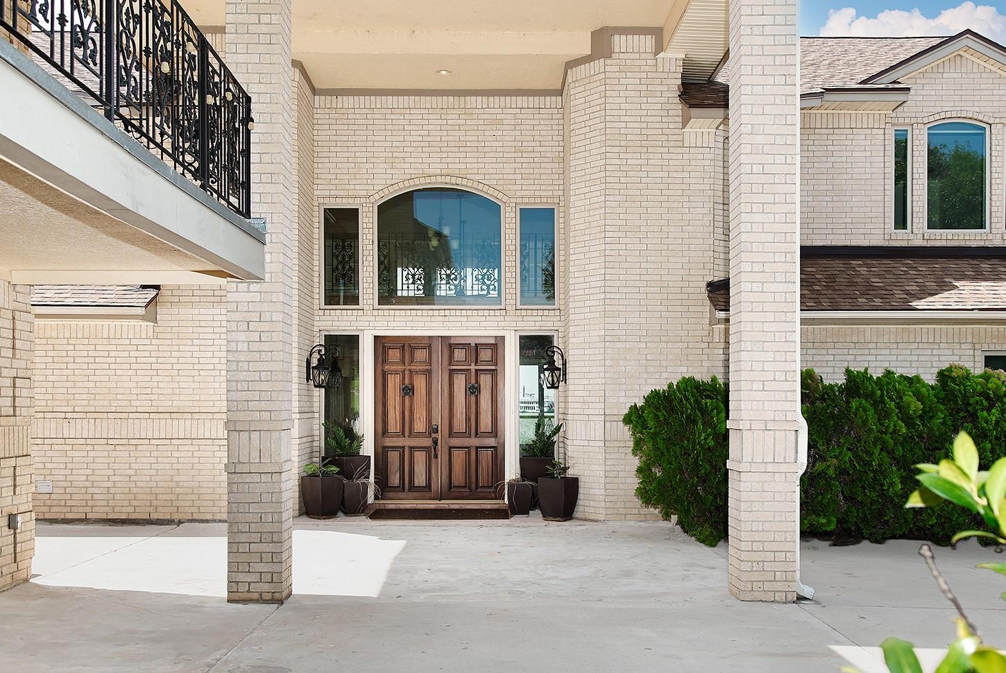 Residential Lease in Willis 4