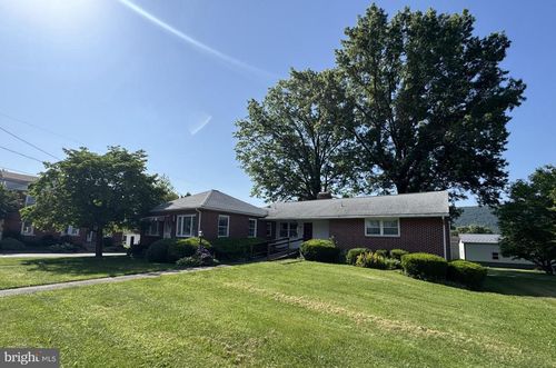 503 W Main St, VALLEY VIEW, PA, 17983-9430 | Card Image