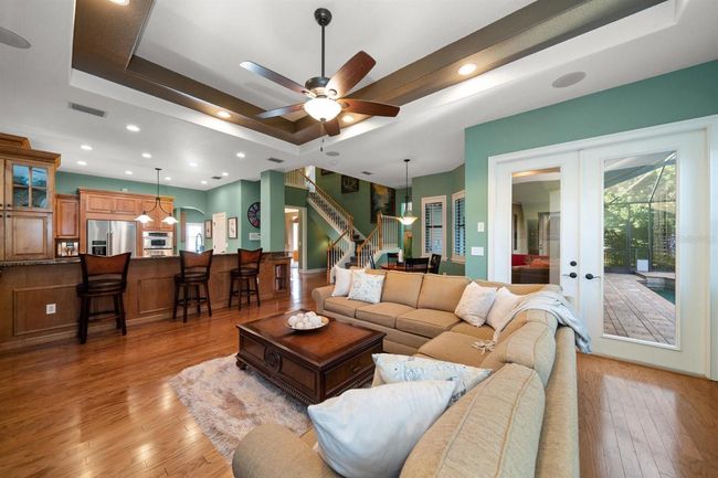 Family Room | Image 20