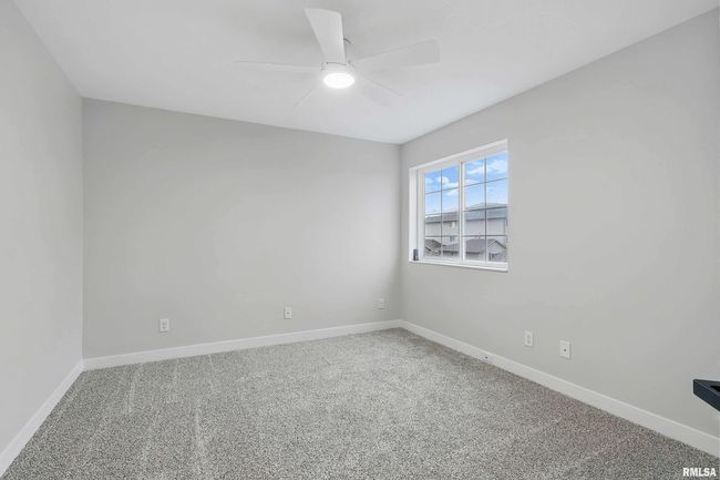 UNIT-203 - 209 E Price St, Condo with 2 bedrooms, 2 bathrooms and null parking in Eldridge IA | Image 15