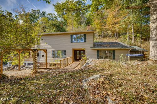1656 Fall Creek Rd, Kingsport, TN, 37664-5104 | Card Image