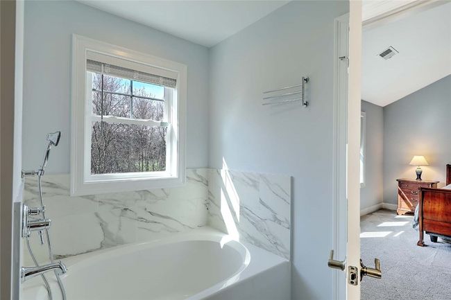Primary Suite Tub | Image 35