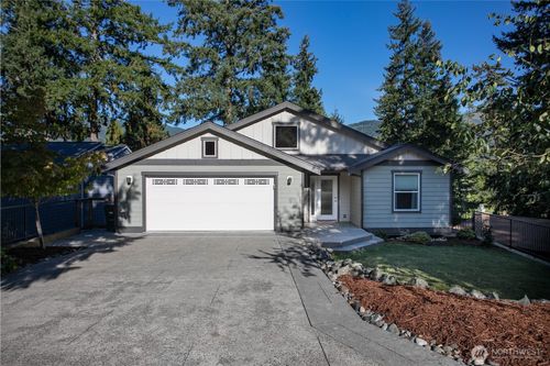 6 Bogey Ln, Bellingham, WA, 98229-7901 | Card Image
