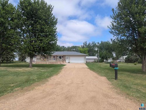 47924 279th St, Canton, SD, 57013-5531 | Card Image