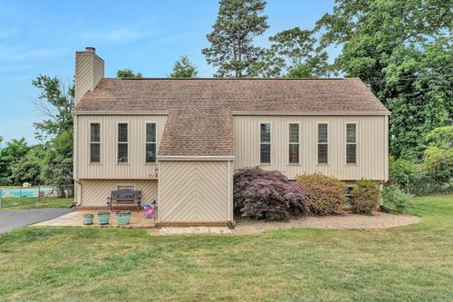 7144 Deerwood Rd, Roanoke, VA, 24019-2114 | Card Image