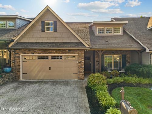 1710 Cottage Wood Way, Knoxville, TN, 37919-8881 | Card Image