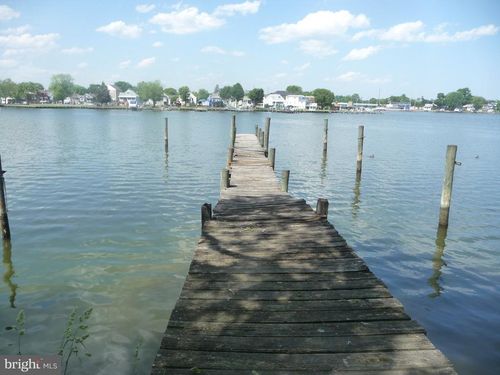 8618 Sandy Plains Rd, BALTIMORE, MD, 21222-5618 | Card Image