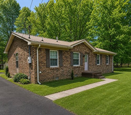 100 Kennel Rd, Dickson, TN, 37055-3377 | Card Image