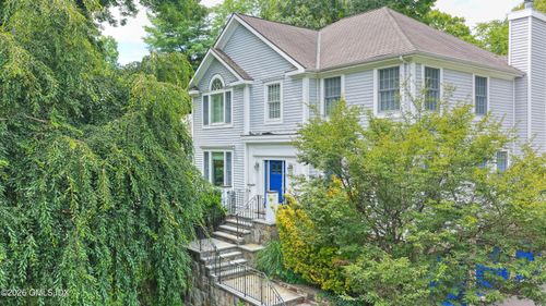 154 Valley Rd, Cos Cob, CT, 06807-2231 | Card Image