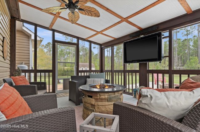 140 W Huckleberry Way, House other with 3 bedrooms, 2 bathrooms and 2 parking in Rocky Point NC | Image 75