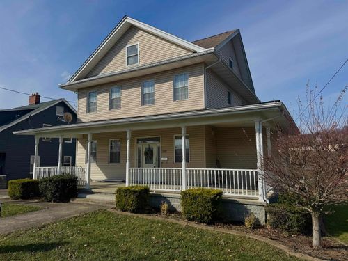 1507 Edgeway Dr, Fairmont, WV, 26554-4908 | Card Image