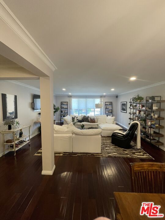 Residential Lease in Los Angeles 3
