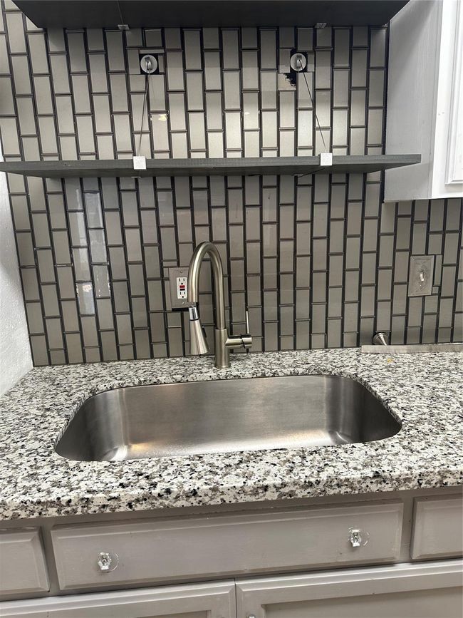 APT-52 - 3535 Nasa Pkwy, House attached with 1 bedrooms, 1 bathrooms and null parking in Seabrook TX | Image 7