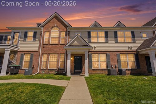 23978 Northstone Village Dr, Taylor, MI, 48180-7817 | Card Image