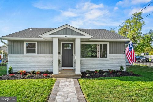 601 W Evesham Ave, MAGNOLIA, NJ, 08049-1510 | Card Image