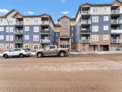 317-19 Terrace View Ne, Medicine Hat, AB, T1C0E8 | Card Image