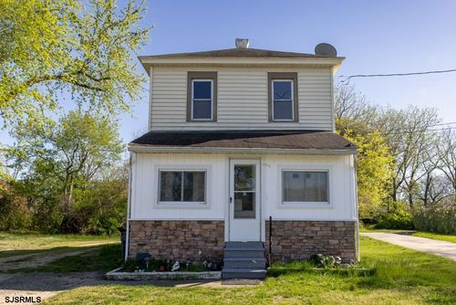 901 Church Street, Pleasantville, NJ, 08232-4272 | Card Image