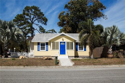 911 Myrtle St, SARASOTA, FL, 34234-5249 | Card Image