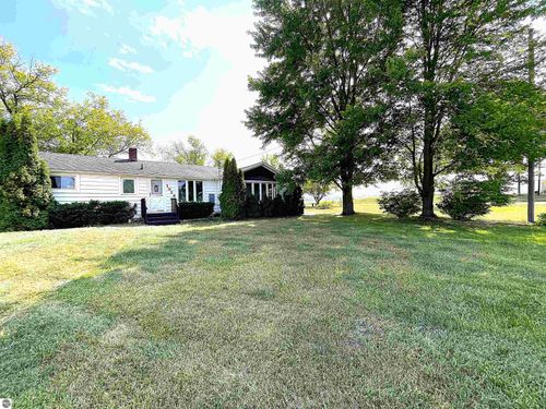 1024 E Weidman Road, Rosebush, MI, 48878 | Card Image