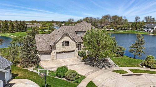 12323 Harbour Pt, Fort Wayne, IN, 46845-6905 | Card Image