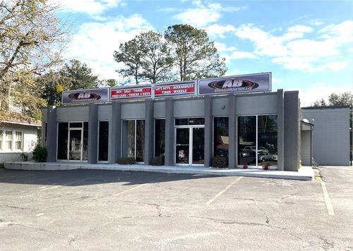 1201 N Ashley St, Valdosta, GA, 31601-4015 | Card Image