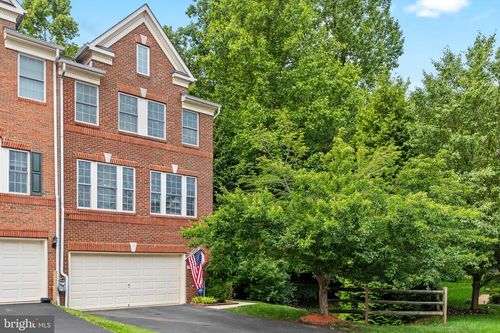 20362 Center Brook Sq, Potomac Falls, VA, 20165-5183 | Card Image