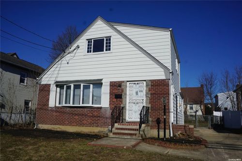167 Bedford Ave, Garden City Park, NY, 11040-5250 | Card Image