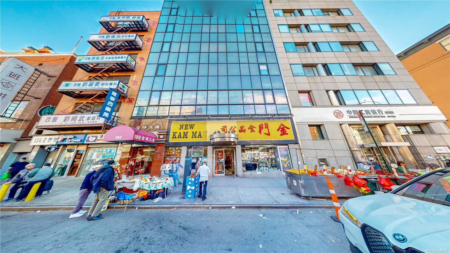 Commercial Sale in New York