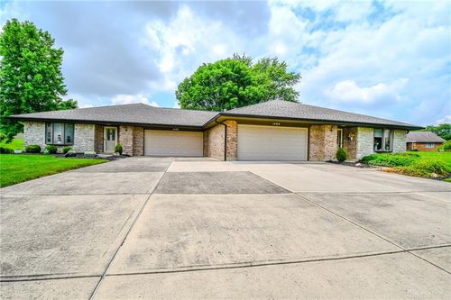 1480 Cross Creek Cir, Dayton, OH, 45429-5755 | Card Image