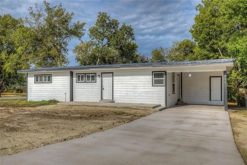 1710 Langford St, Greenville, TX, 75401-2925 | Card Image