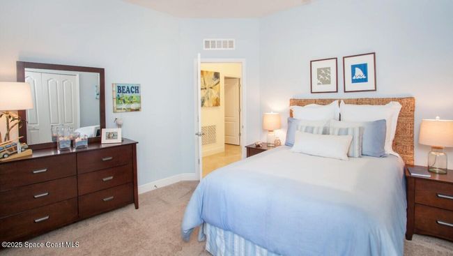 Model home - actual features may vary. | Image 10