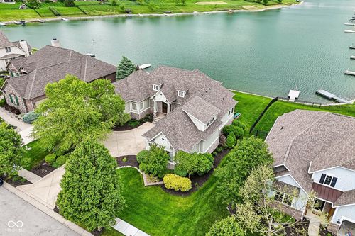 6942 Bladstone Rd, Noblesville, IN, 46062-4195 | Card Image