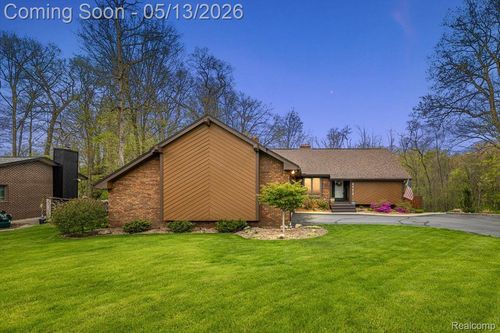 6773 Wellesley Ter, Clarkston, MI, 48346-2769 | Card Image