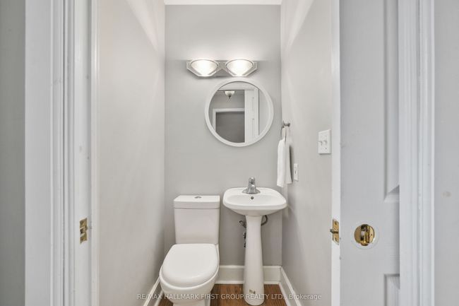 8 Parker Dr, House other with 4 bedrooms, 3 bathrooms and 6 parking in Roseneath ON | Image 20