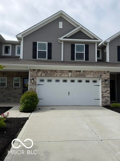 6389 Wasco Dr, Whitestown, IN, 46075-7523 | Card Image