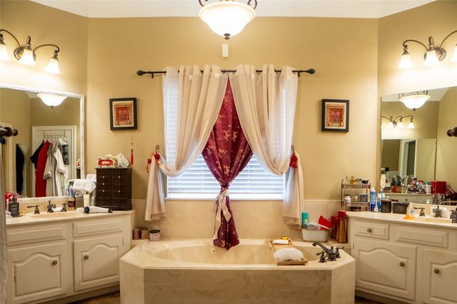 15106 Olde Tavern Ct, House other with 4 bedrooms, 4 bathrooms and 3 parking in Houston TX | Image 15