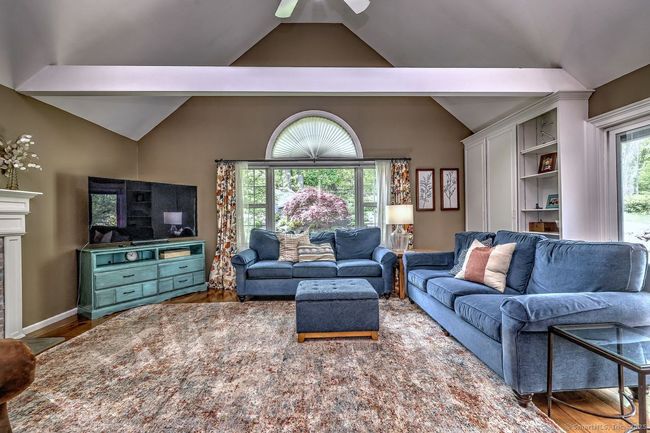 79 Sunnycrest Rd, House other with 4 bedrooms, 3 bathrooms and 6 parking in Trumbull CT | Image 13