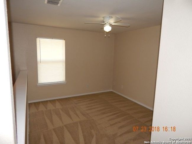 7127 Comet Mnr, House other with 3 bedrooms, 3 bathrooms and null parking in San Antonio TX | Image 10