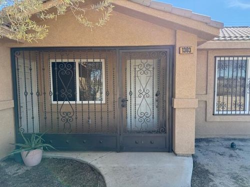1303 Bering Blvd, Thermal, CA, 92274-8511 | Card Image