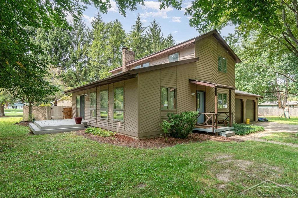 Lois Ave, Midland, MI 48640