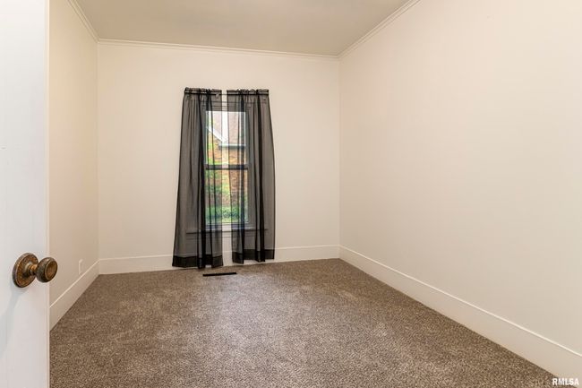 405 E Poplar St, House other with 4 bedrooms, 2 bathrooms and null parking in West Frankfort IL | Image 15