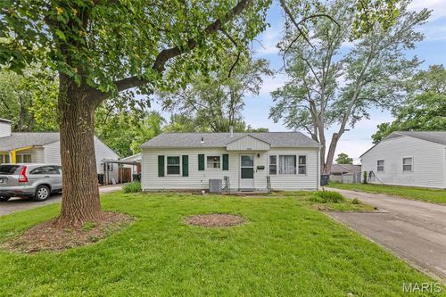 4000 Shirley Dr, Belleville, IL, 62226-5620 | Card Image