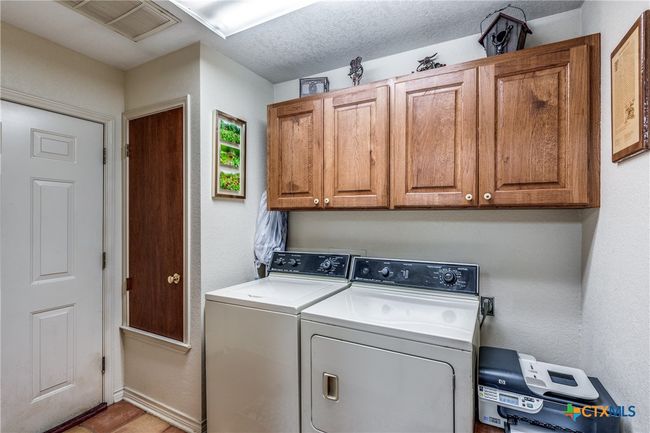 10767 Rosemar Ln, House other with 3 bedrooms, 3 bathrooms and null parking in Adkins TX | Image 16