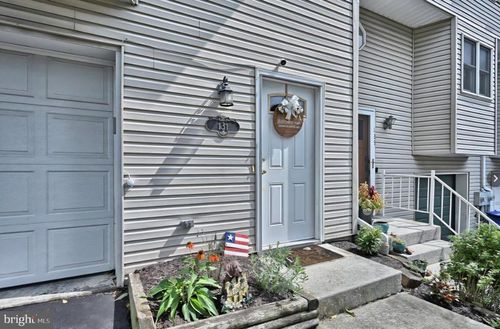 131 Chartwood Dr, HARRISBURG, PA, 17111-4165 | Card Image
