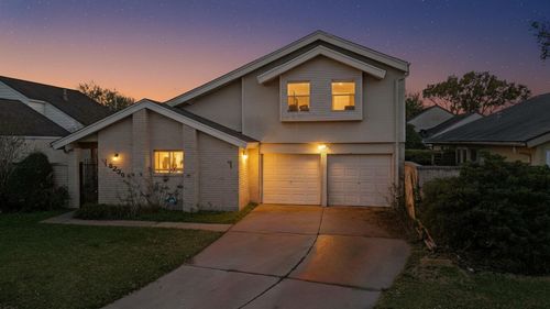 8239 Twin Tree Ln, Houston, TX, 77071-2917 | Card Image