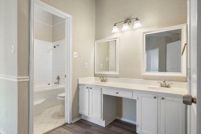 APT-137 - 521 Ranch Trl, Condo with 2 bedrooms, 2 bathrooms and null parking in Irving TX | Image 21