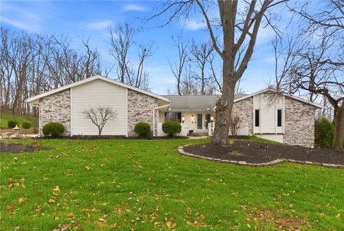 2784 Stauffer Dr, Beavercreek, OH, 45434-6243 | Card Image