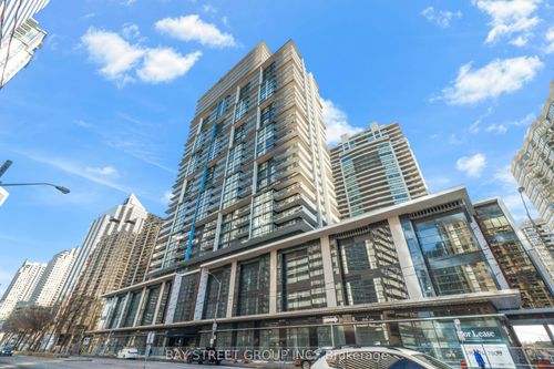 3111-4955 Yonge St, North York, ON, M2N5N6 | Card Image